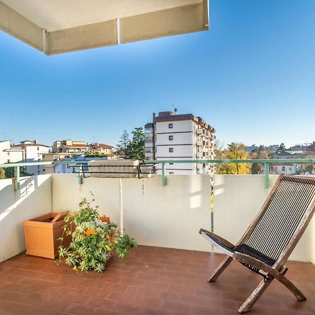Lucilla Home - Apt Con Wifi Nel Cuore Di Udine Kültér fotó