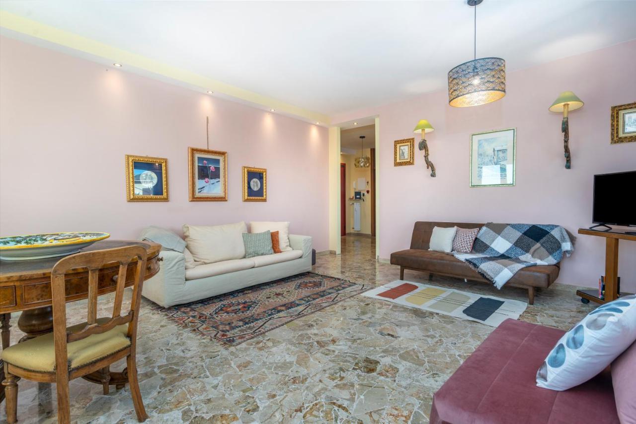 Lucilla Home - Apt Con Wifi Nel Cuore Di Udine Kültér fotó