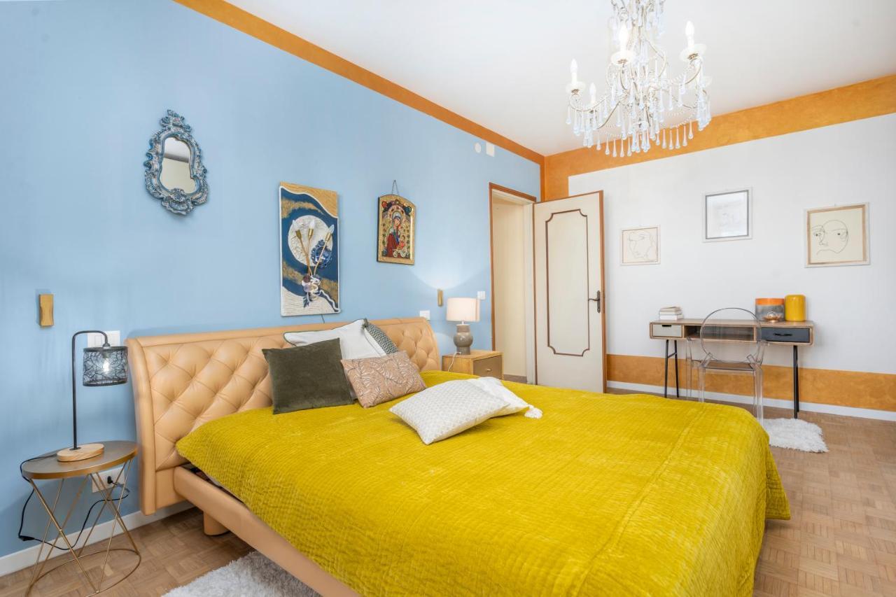 Lucilla Home - Apt Con Wifi Nel Cuore Di Udine Kültér fotó